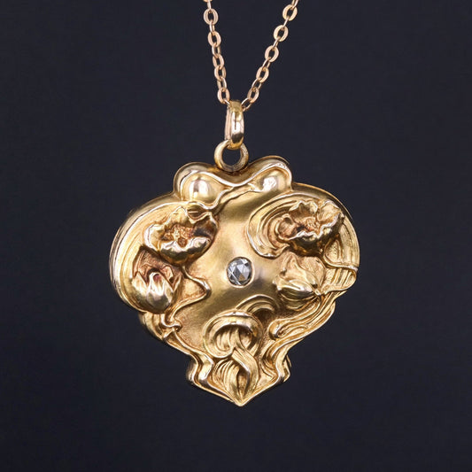Antique Gold Locket | Art Nouveau Locket