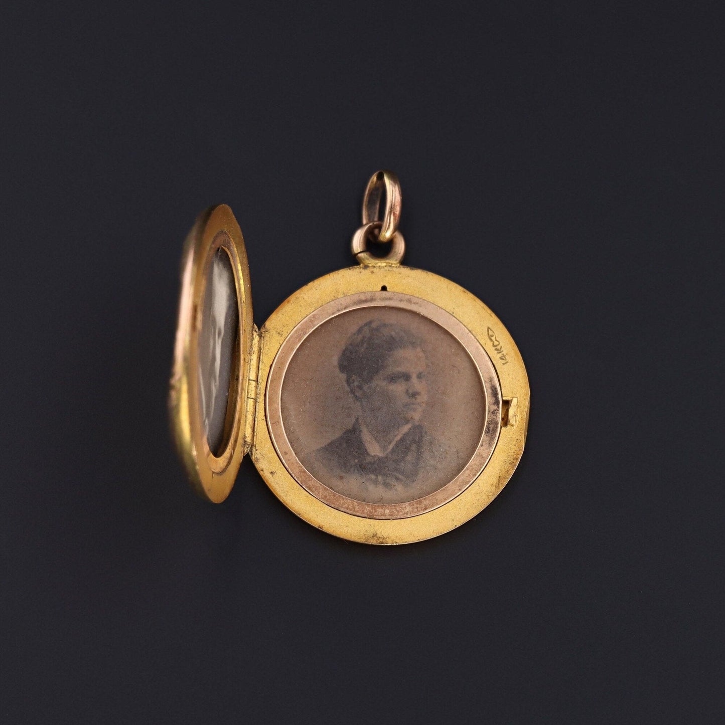 Antique Gold Locket | Art Nouveau Lady Locket