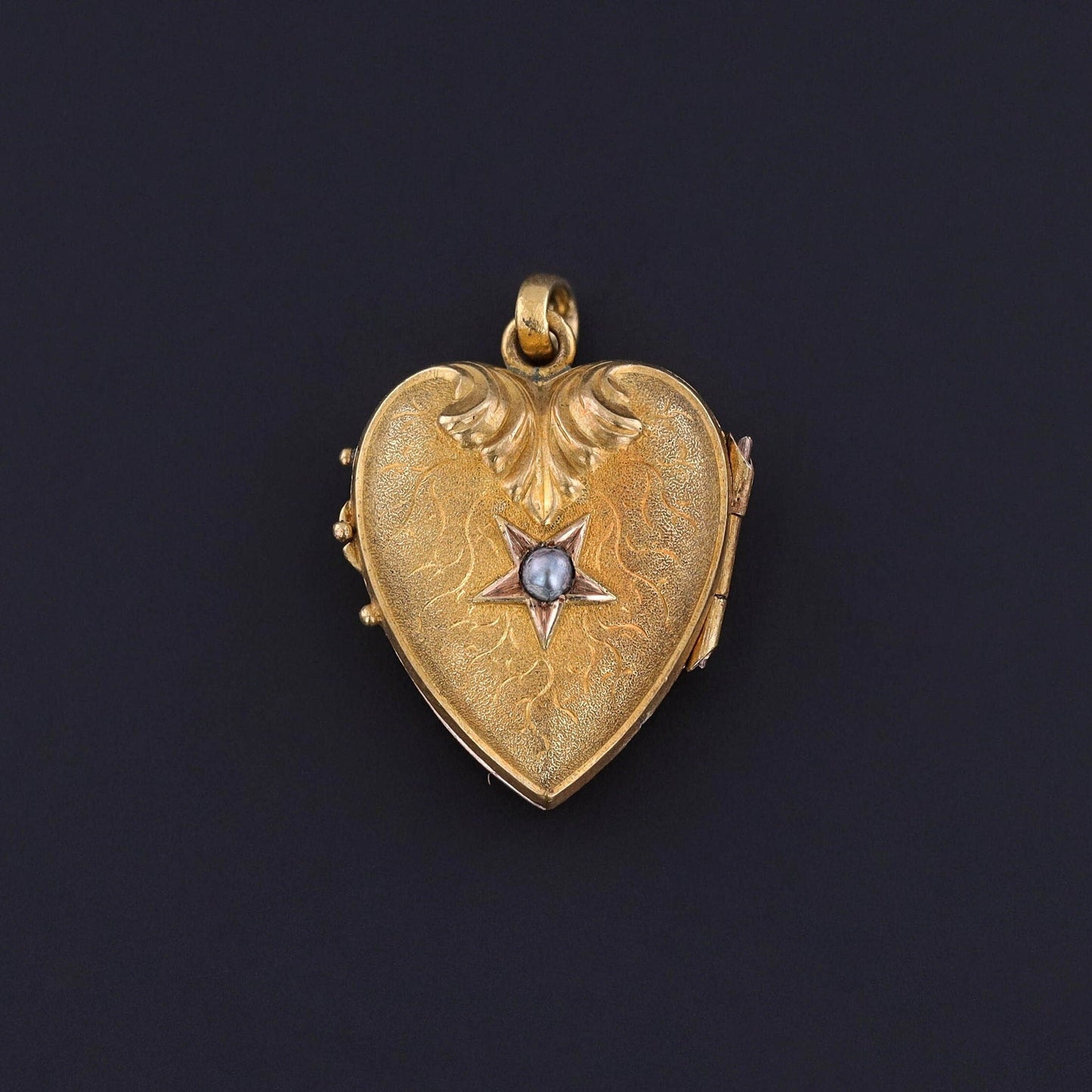 Antique Heart Locket of 14k Gold